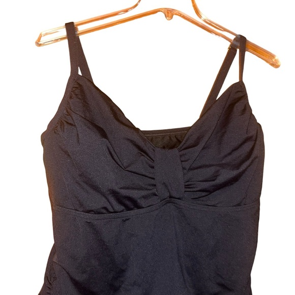 Lands end black Swim Top Ruffle Hem Swimwear Tankini Swimsuit Top  size 12 - Picture 3 of 3